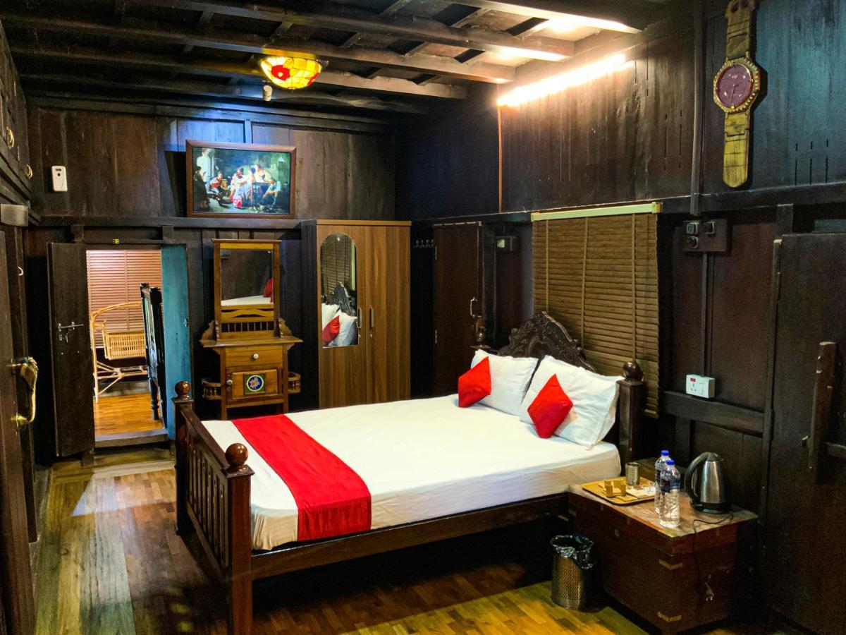 คาสติลโย เดอ วูด Hotel Kottakamboor ภายนอก รูปภาพ